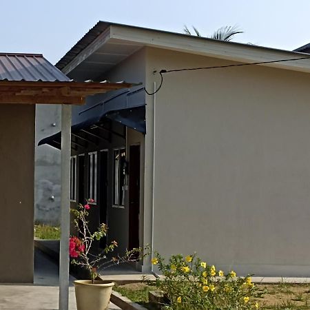 Depulauserai Roomstays Pekan Luaran gambar