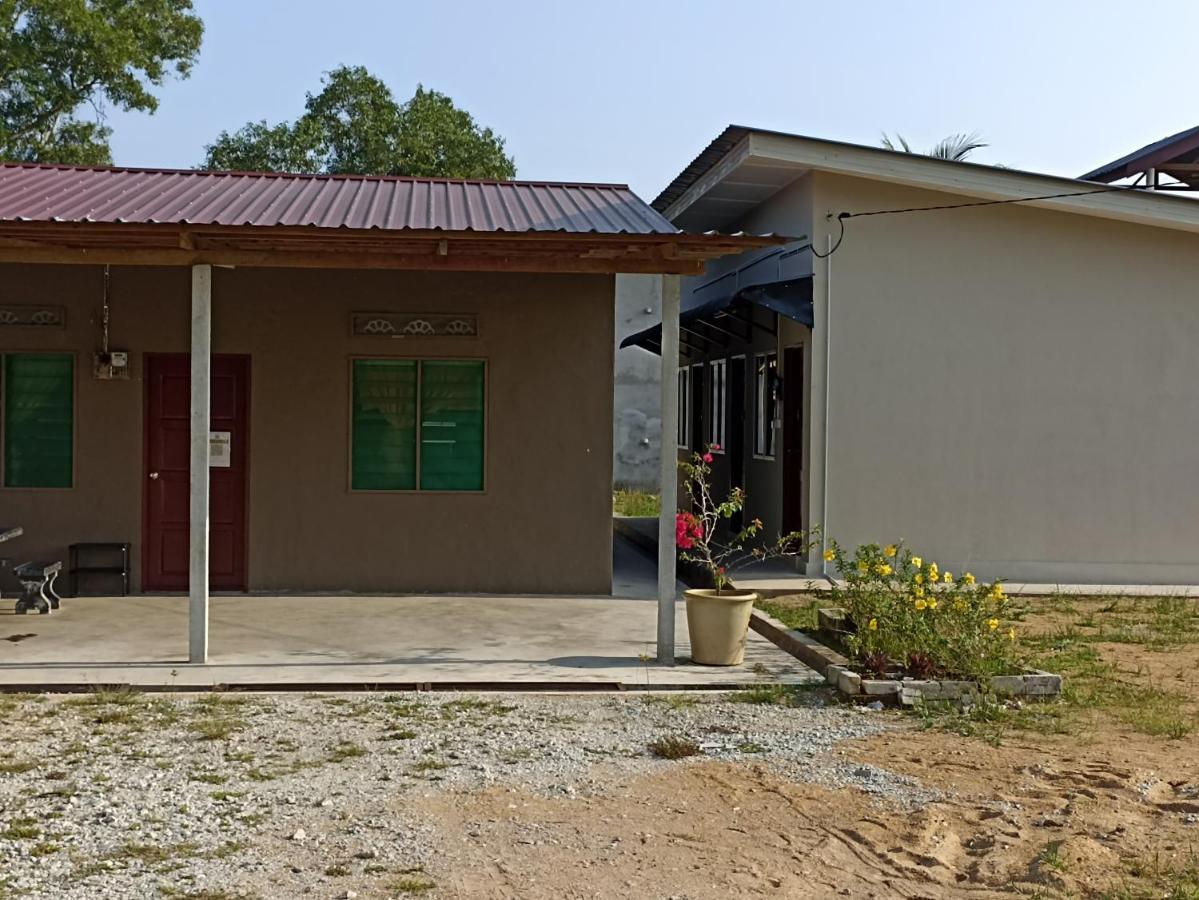 Depulauserai Roomstays Pekan Luaran gambar